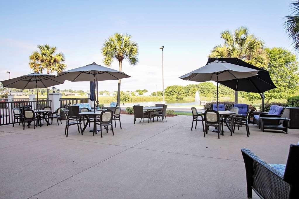 Hampton Inn Moultrie Exteriör bild