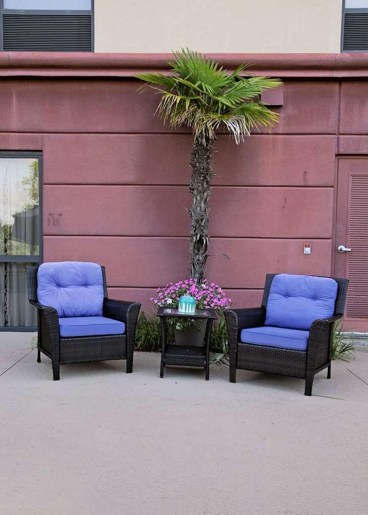 Hampton Inn Moultrie Exteriör bild