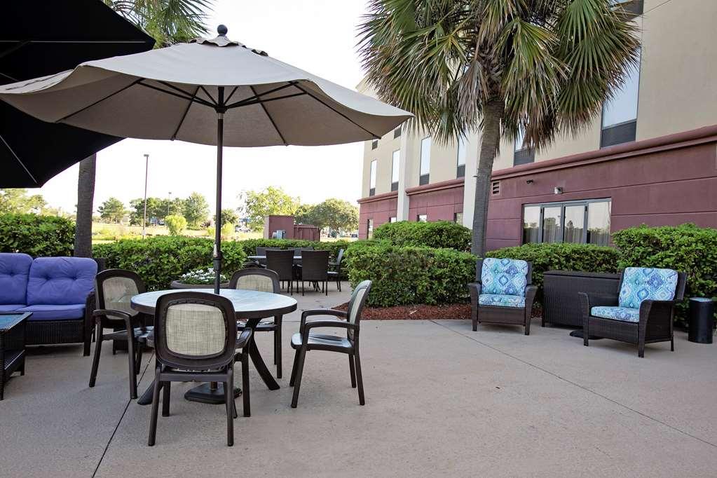 Hampton Inn Moultrie Exteriör bild