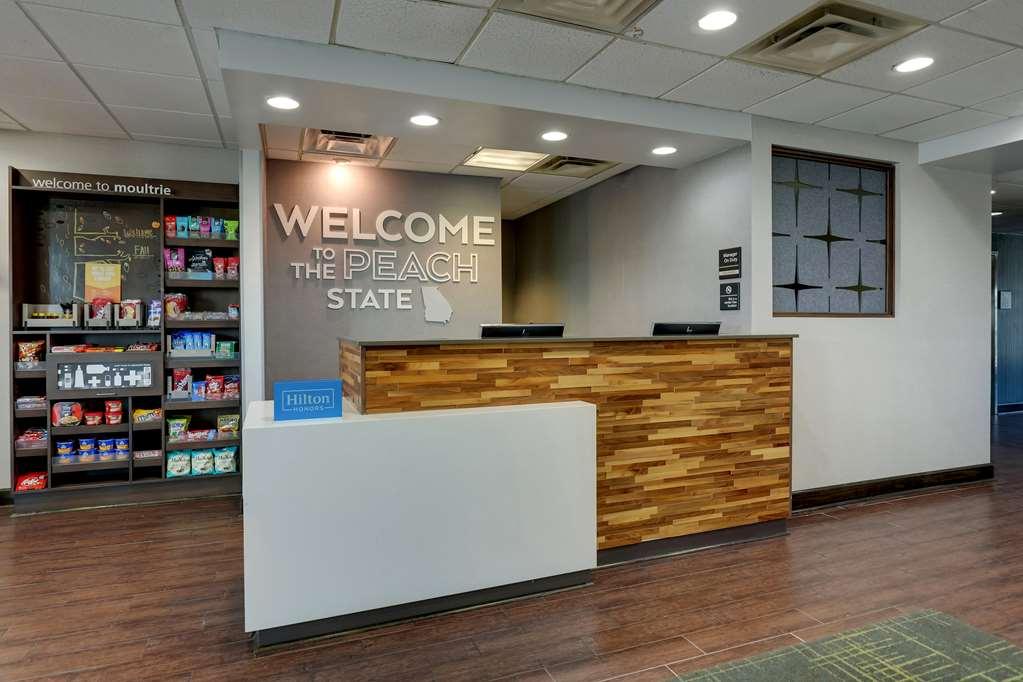 Hampton Inn Moultrie Inreriör bild