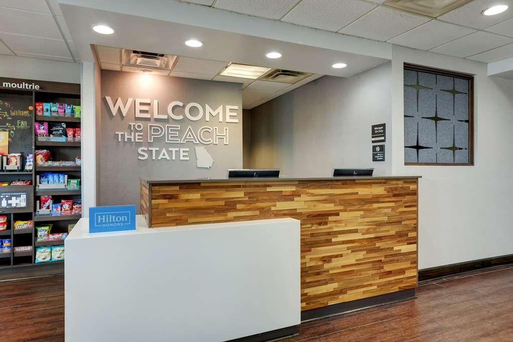 Hampton Inn Moultrie Inreriör bild